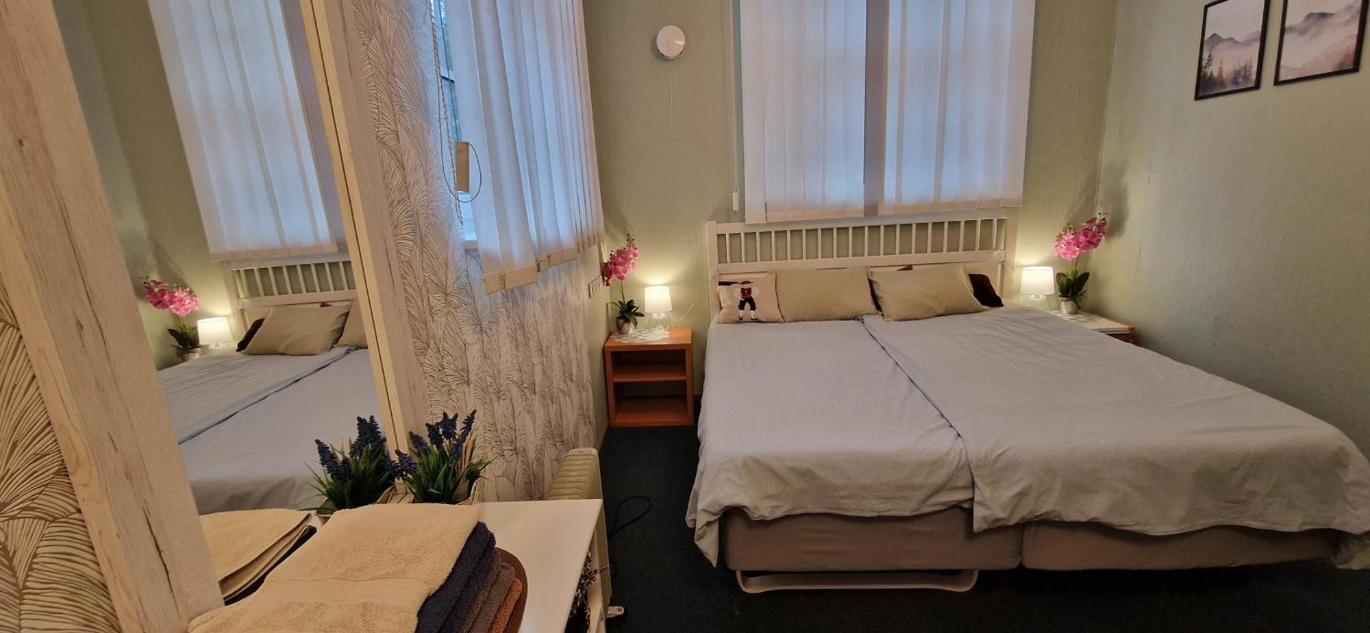 Freedom65 Hostel And Caravan Tallinn Eksteriør billede